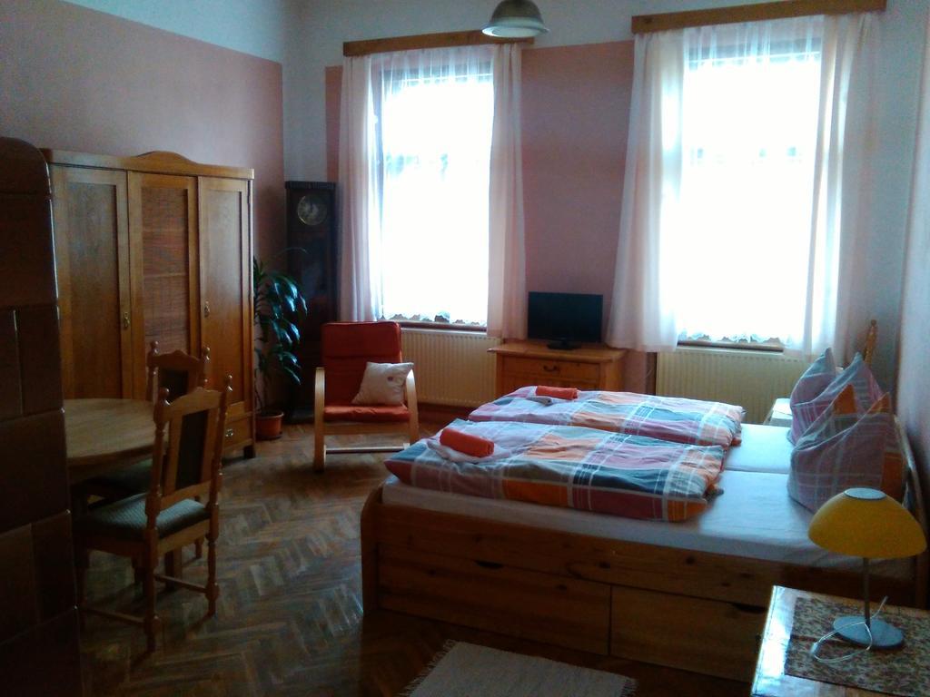 Apartma Франтішкови-Лазнє Екстер'єр фото